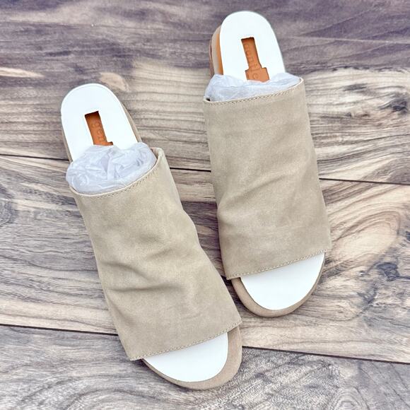 NIB Gentle Souls by Kenneth Cole 9M Chas Comfort Open Toe Heeled Sandals Suede - Picture 3 of 12